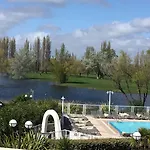 Novotel Motte Golf Hotel