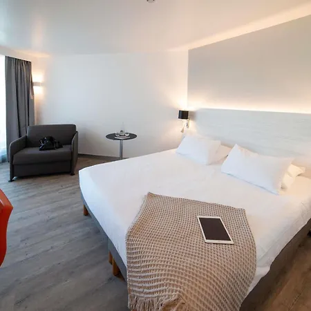Novotel Motte Golf