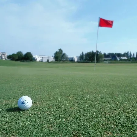 호텔 Novotel Motte Golf 라그랑모트