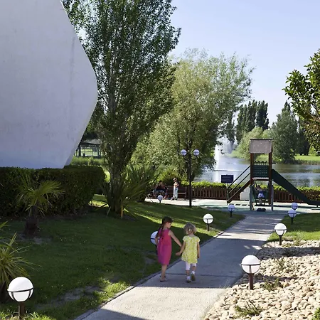 Novotel Motte Golf