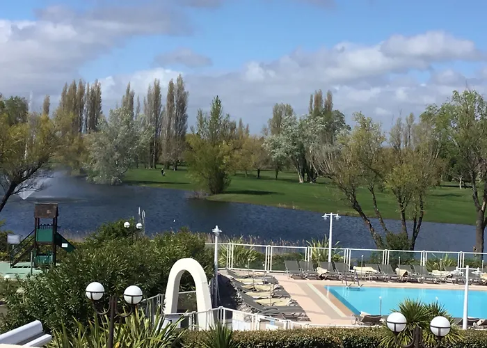 Novotel Motte Golf Ξενοδοχείο