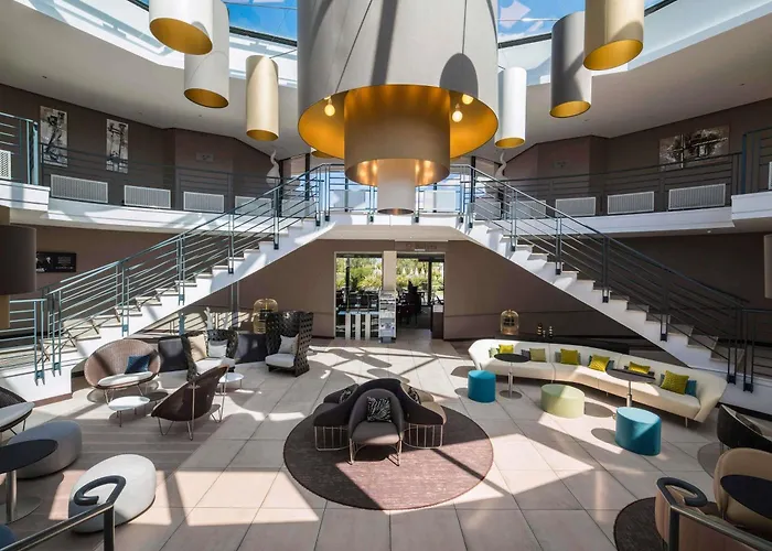 Отель Novotel Motte Golf 4*