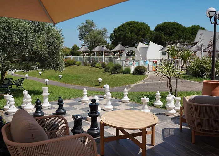 Novotel Motte Golf 4* Ла-Гранд-Мот