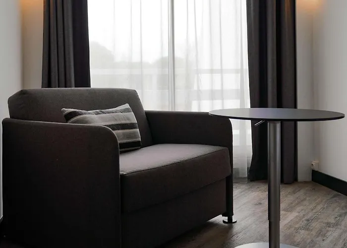 Novotel Motte Golf Отель 4*