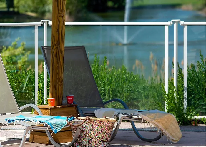 Novotel Motte Golf Отель Ла-Гранд-Мот