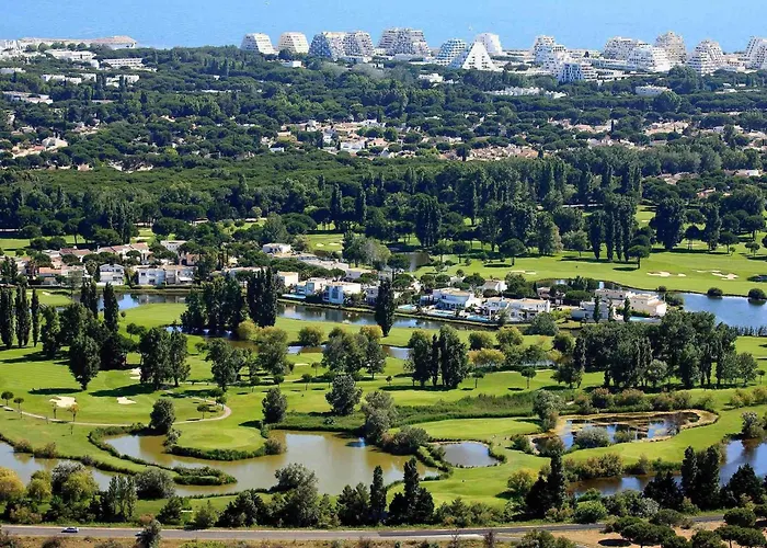 Novotel Motte Golf Отель 4*